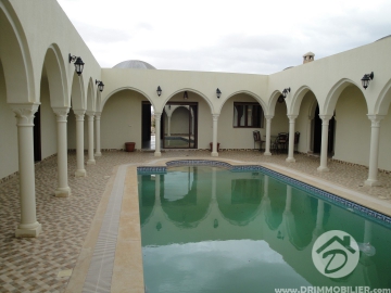  L 77 -  Sale  Villa with pool Djerba